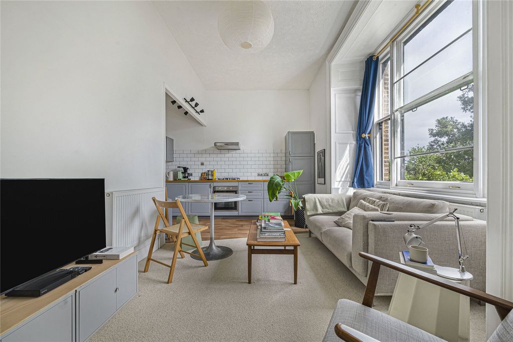 Property photo 2 of 11 Picture No. 08
