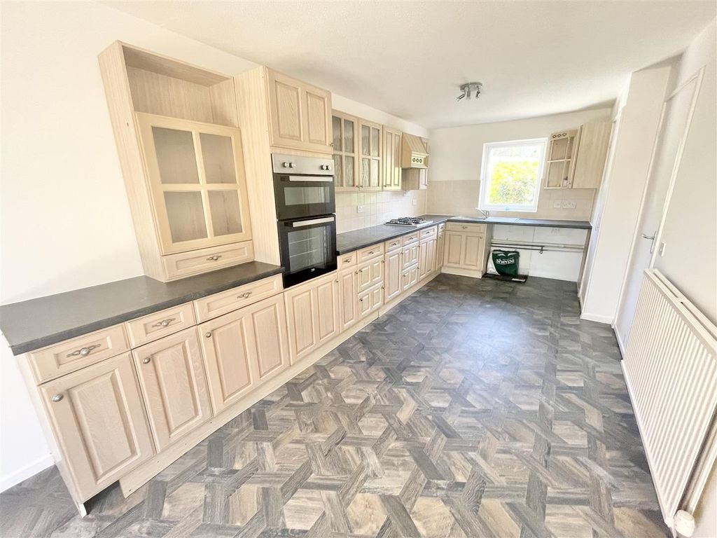 Property photo 3 of 17 Img_0212.Jpeg