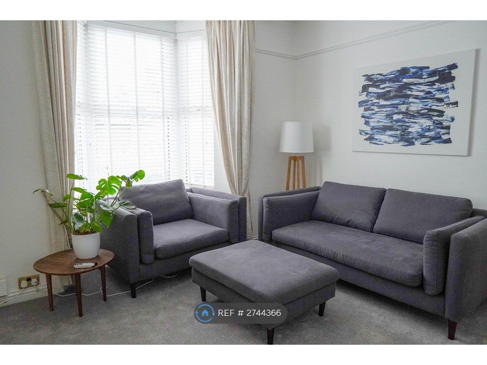 Property photo 3 of 30