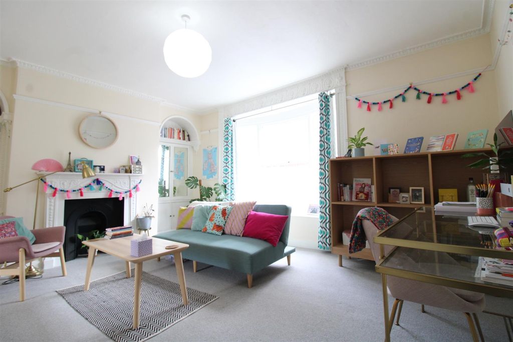 Property photo 3 of 7 Img_2874.Jpg