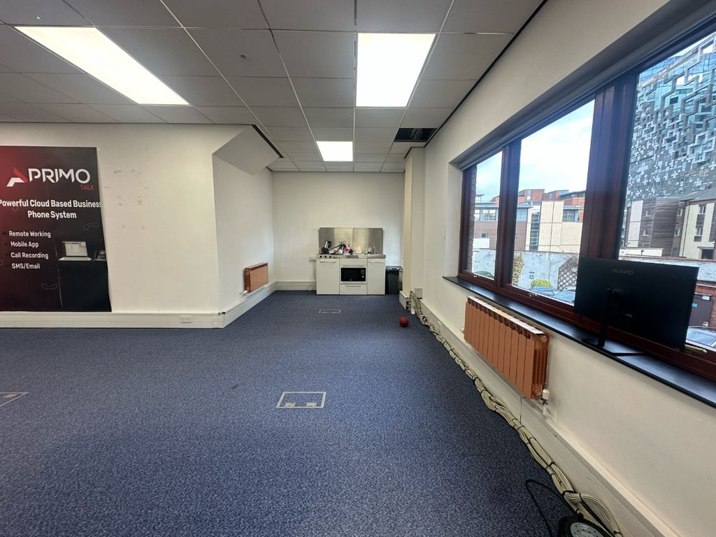 Property photo 2 of 8 3923301