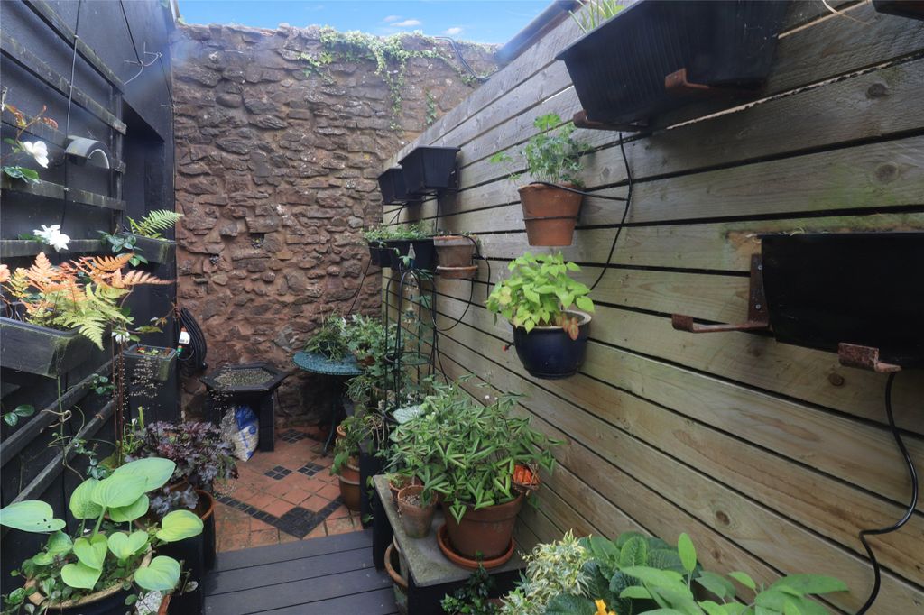 Property photo 3 of 18 3 - Picture No. 12