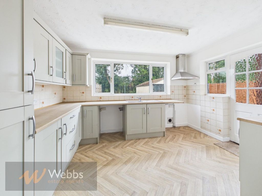 Property photo 3 of 20 Cam05244G0-Pr0322-Still006.Jpg