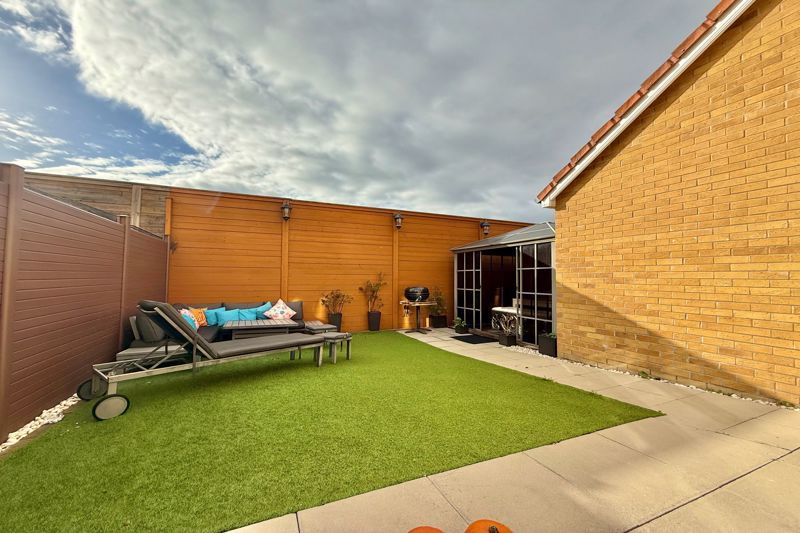 Property photo 2 of 23 South Facing Rear Garden