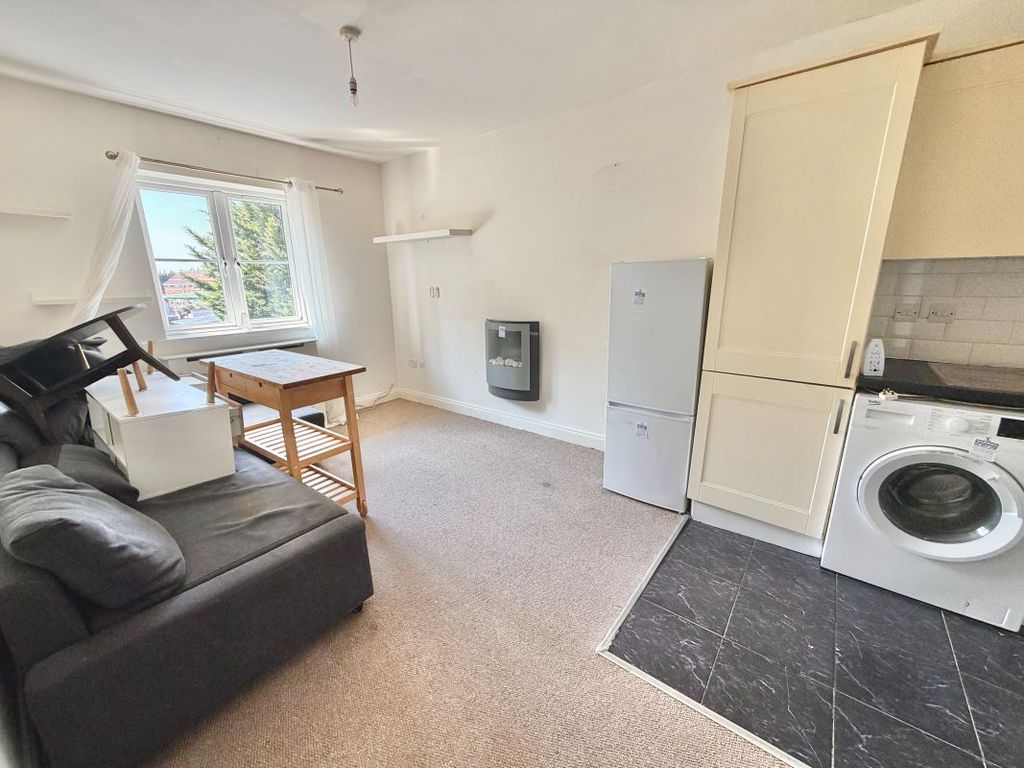 Property photo 2 of 10 Image 2