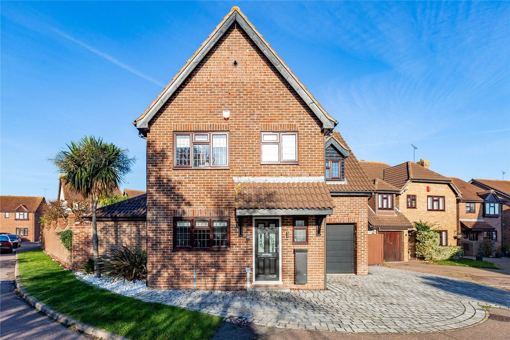 Property photo 1 of 26 Front