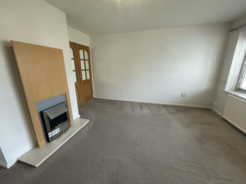 Property photo 3 of 11 Img_9960