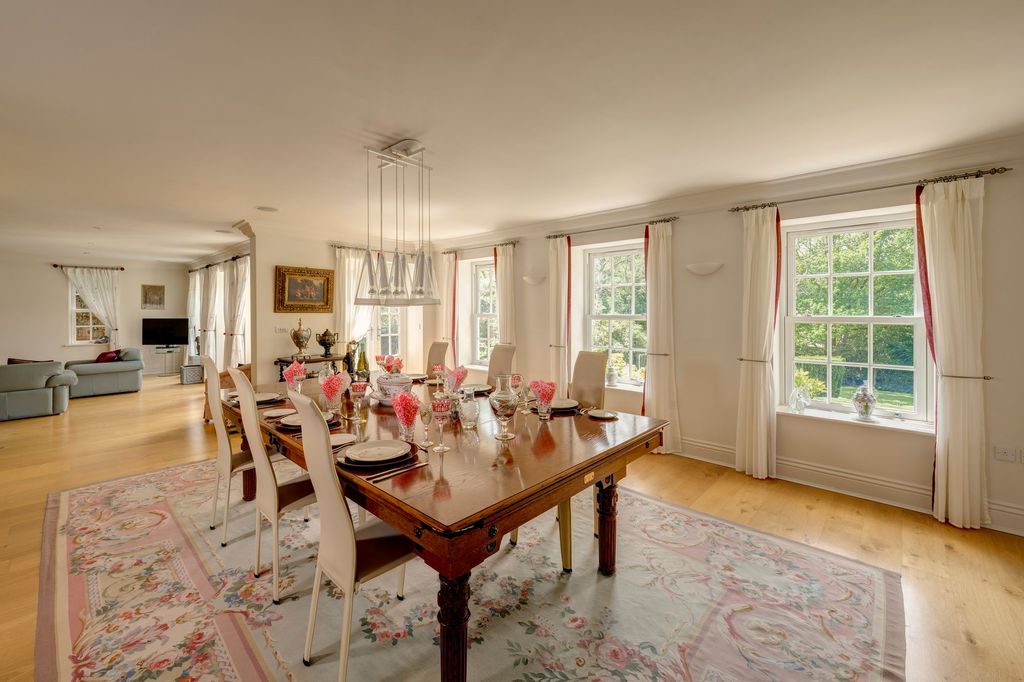 Additional image 8 of 8 bed detached house for saleWestfield Road, Beaconsfield HP9