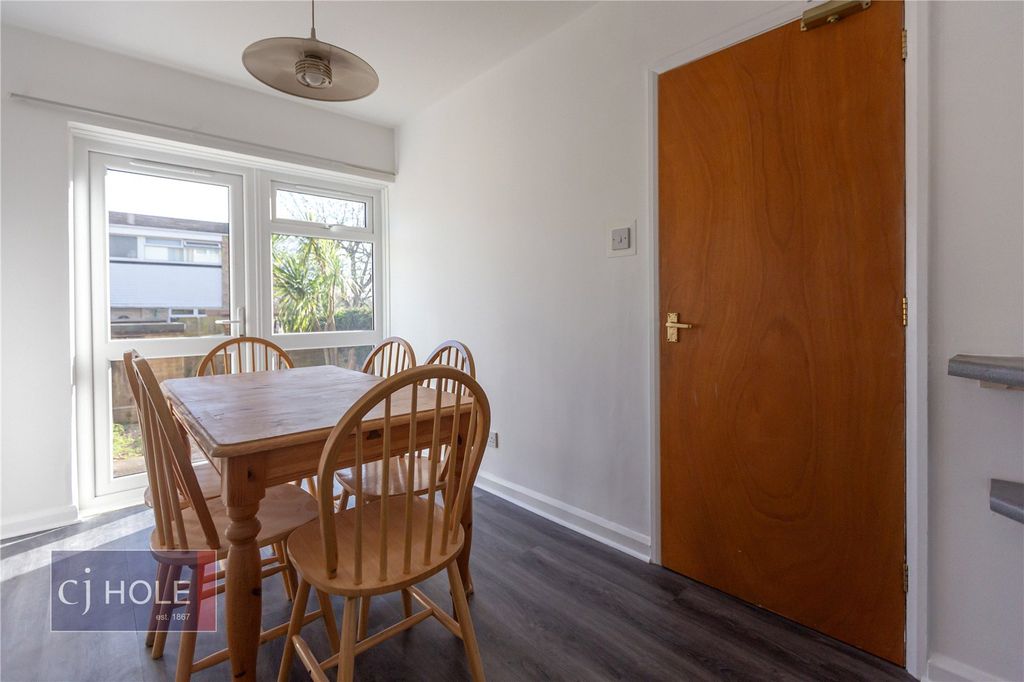 Property photo 3 of 16 Picture No. 99