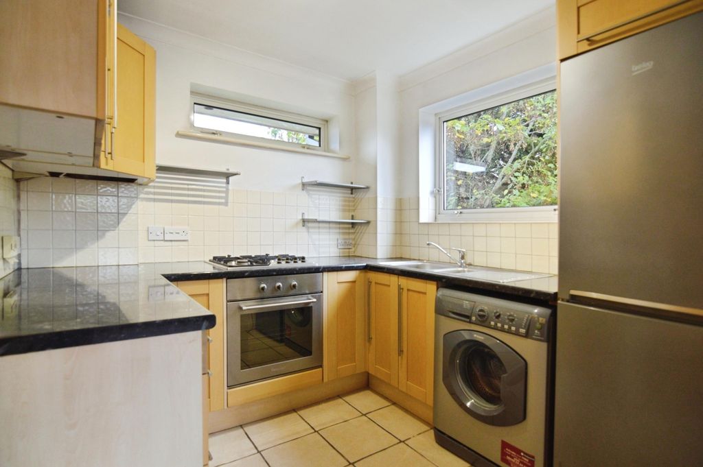 Property photo 2 of 5