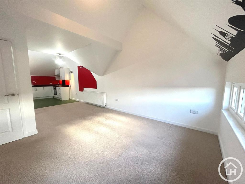 Property photo 2 of 9 Lounge