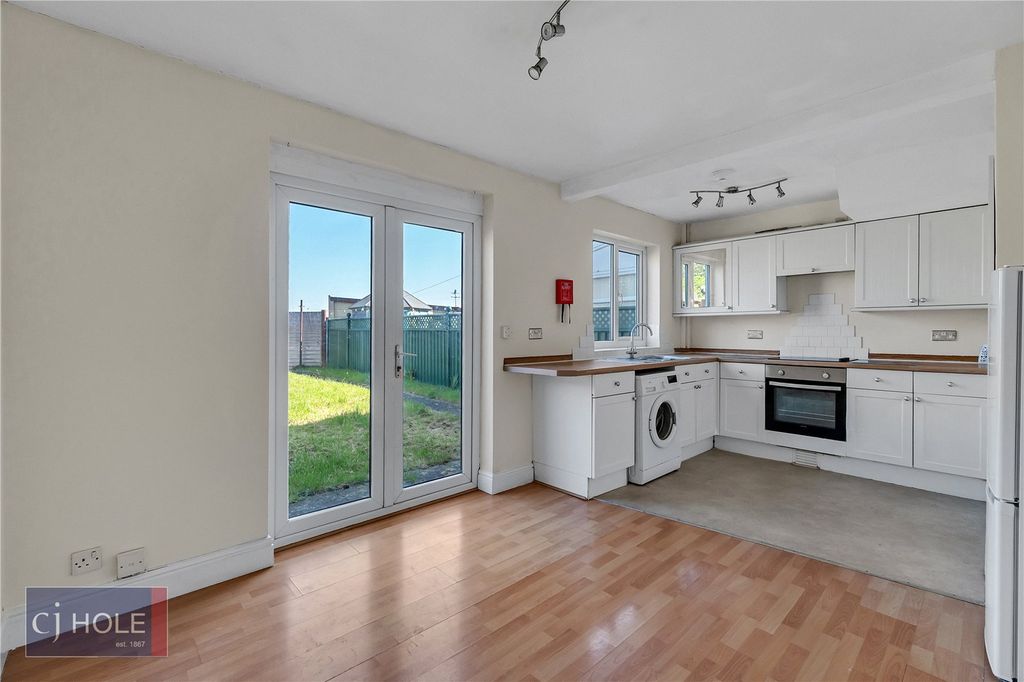 Property photo 1 of 16 Picture No. 41