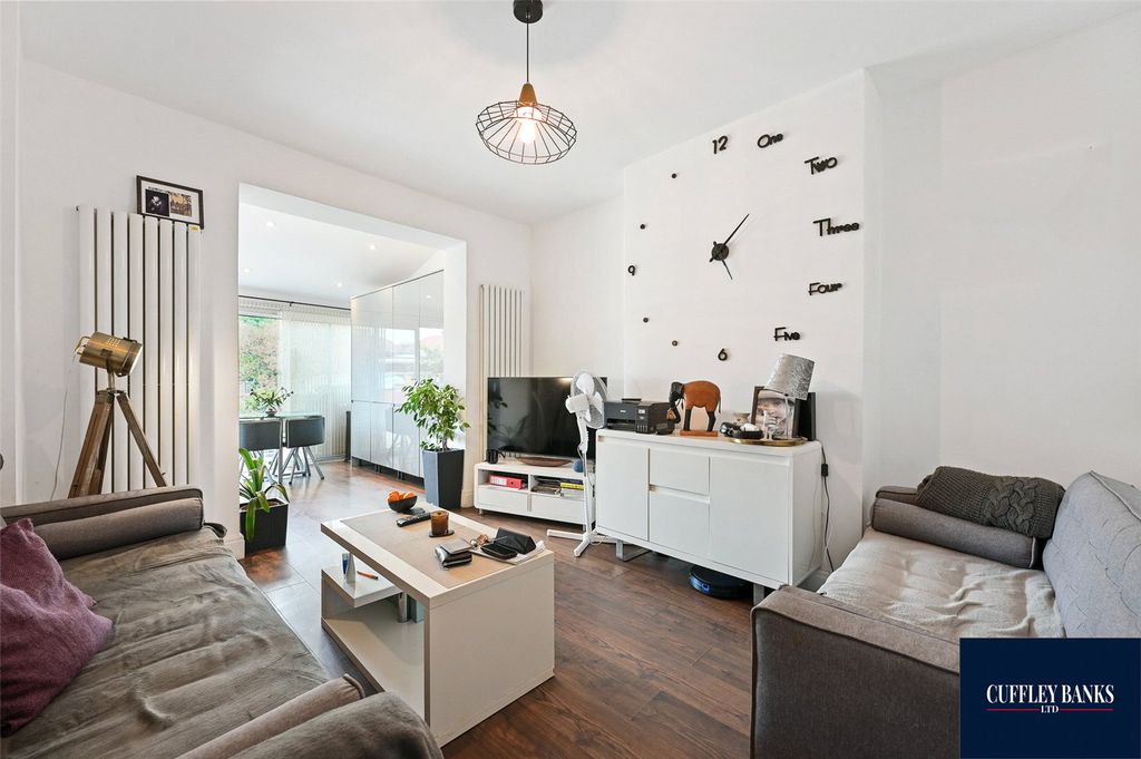 Property photo 1 of 10 Picture No. 01