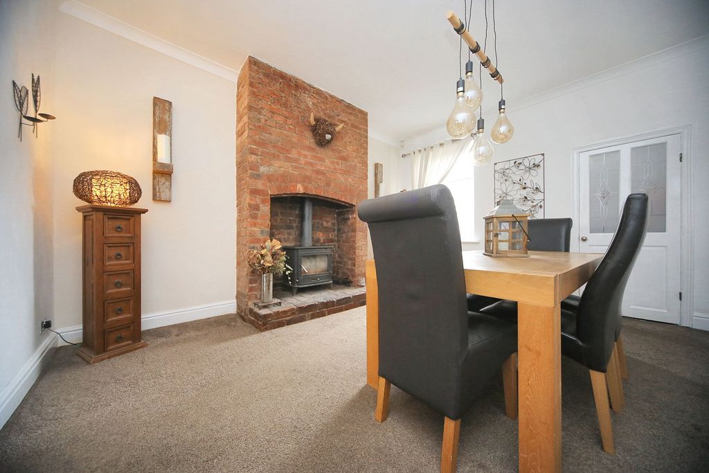 Property photo 3 of 23