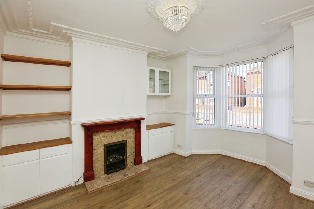 Property photo 3 of 13 Pbox-Img.Jpg