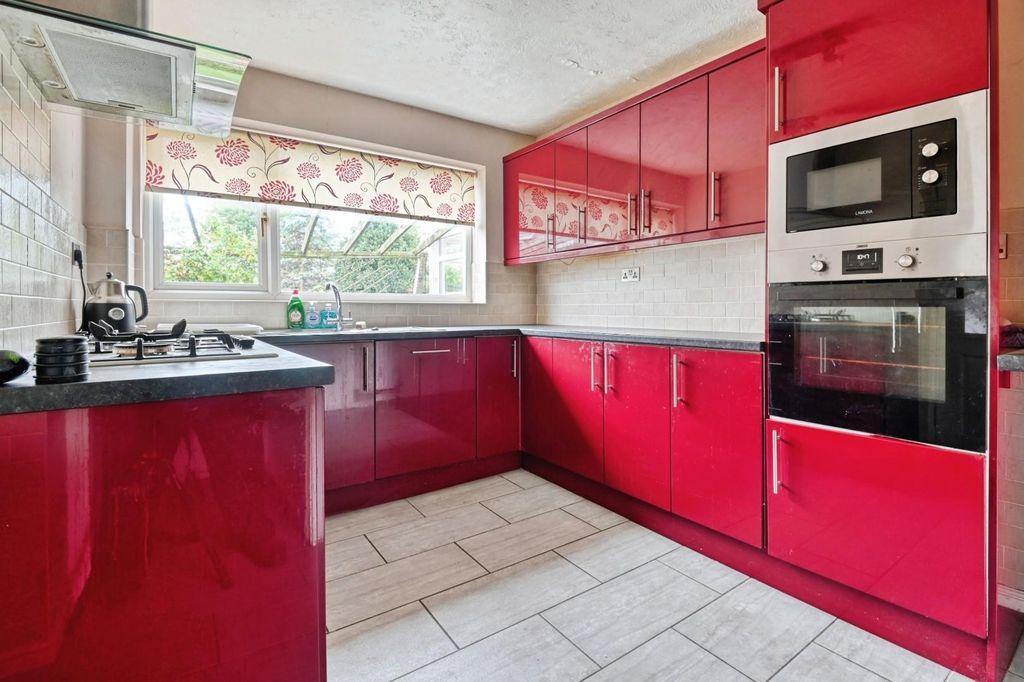 Property photo 2 of 27 226Rec11.Jpg