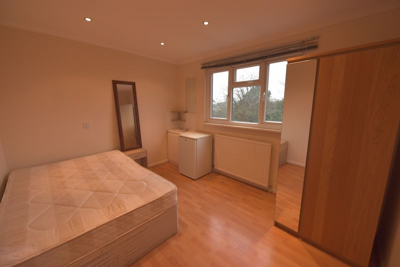 Property photo 2 of 23 Photo 18