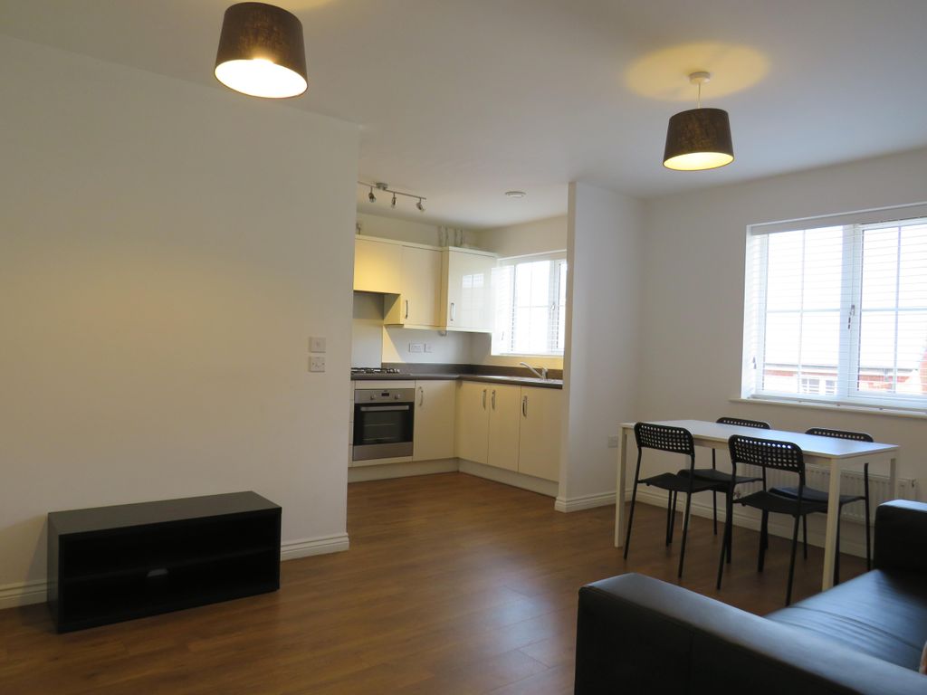 Property photo 2 of 9 Image