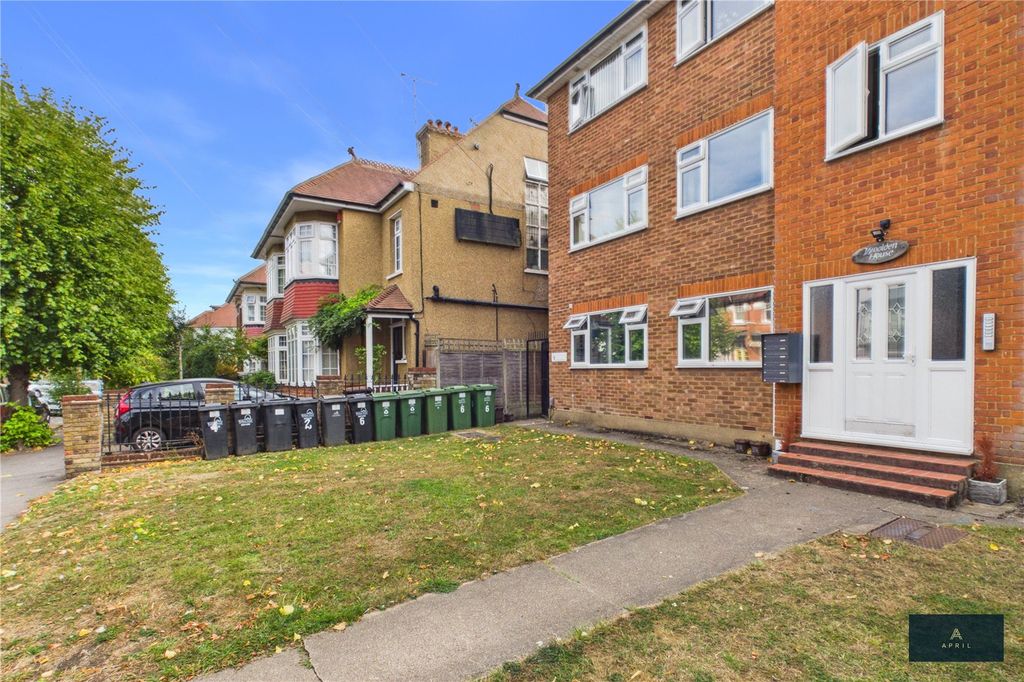 Property photo 1 of 12 Picture No. 15