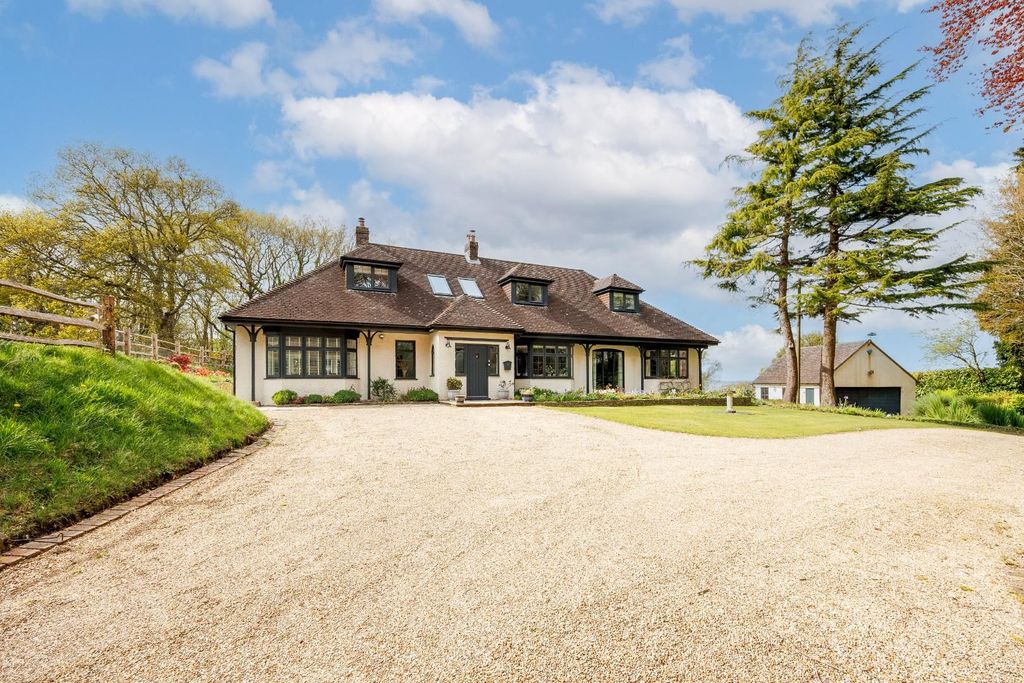 Property photo 1 of 43 Bfd The Spinney Newick Lane Tn21 8Pu _ Roots Prope