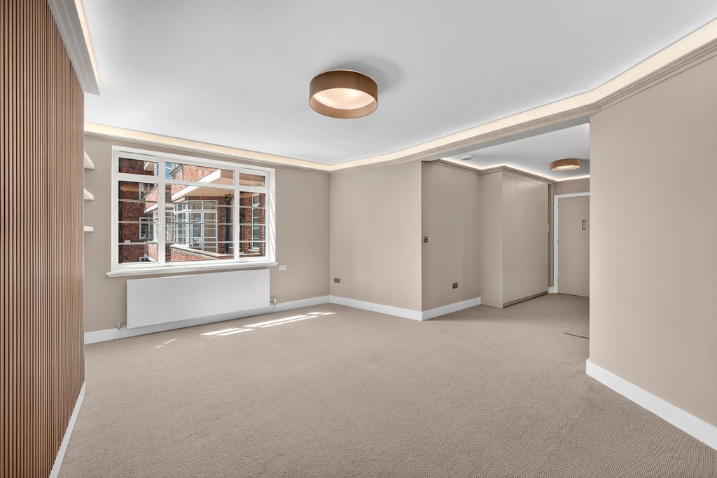 Property photo 2 of 14 Picture No. 09