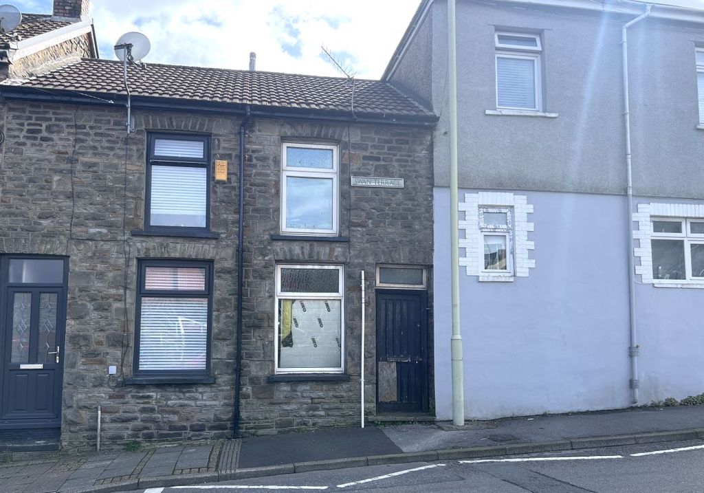 Property photo 1 of 5