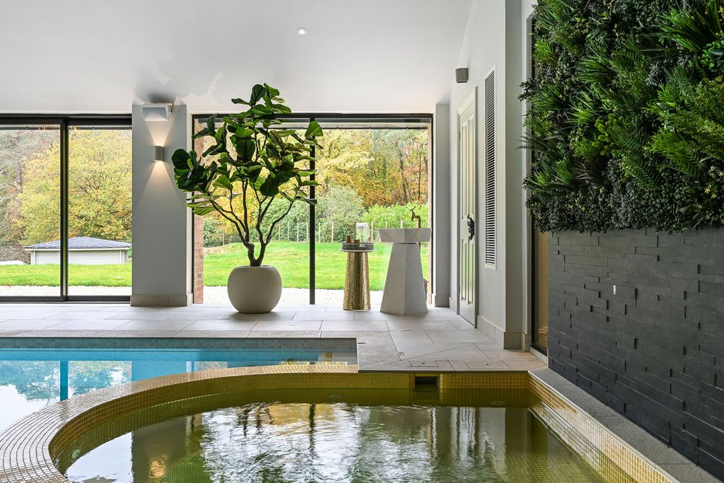 Additional image 22 of 7 bed country house for saleFarnham, Surrey GU10