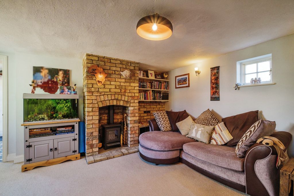 Property photo 3 of 8 Living Room