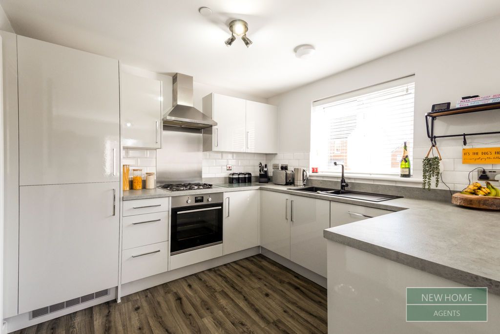 Property photo 3 of 32 Photo 3