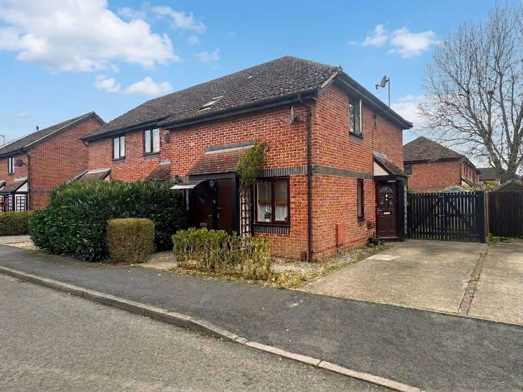 Property photo 1 of 8