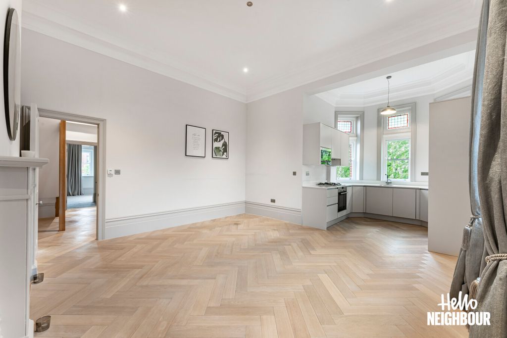 Property photo 3 of 22 Photo 2