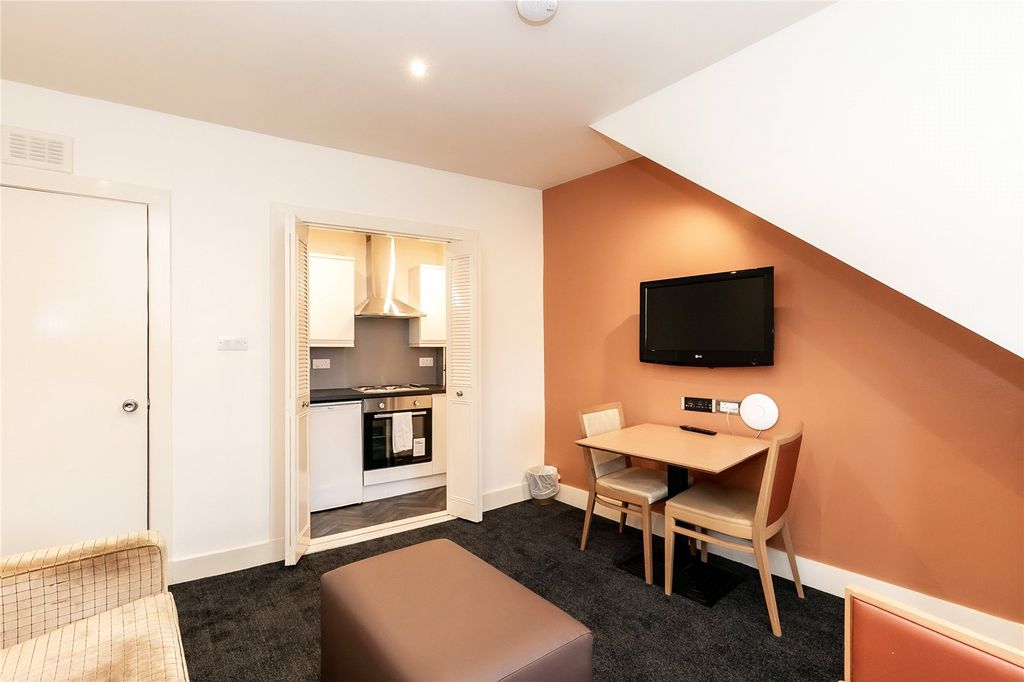 Property photo 3 of 6 Photo 3