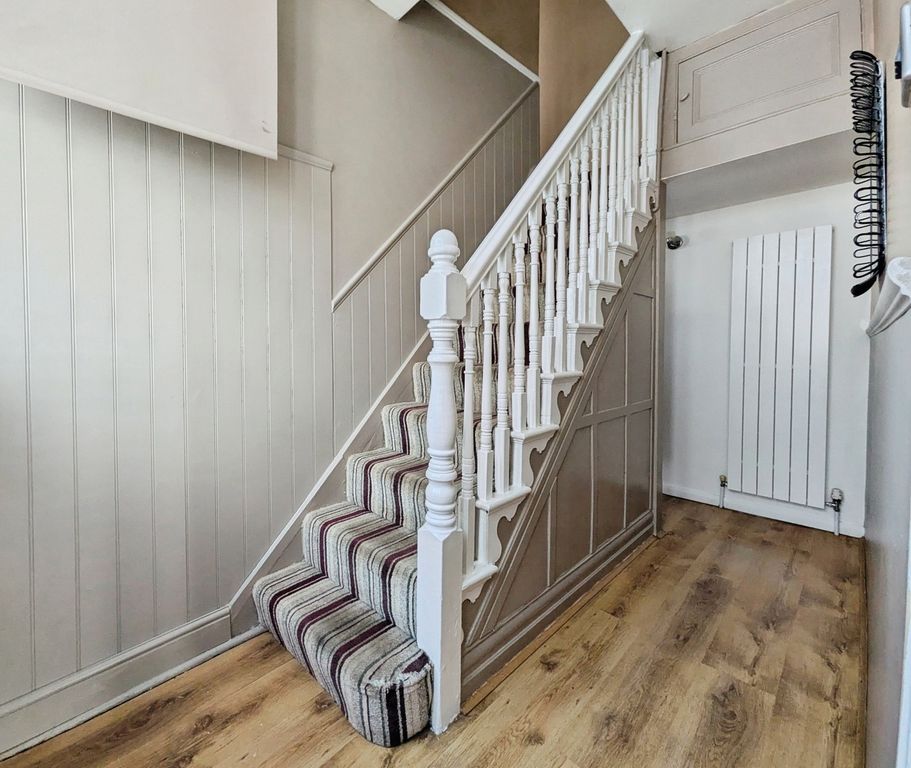 Property photo 3 of 18 Pbox-Img.Jpg