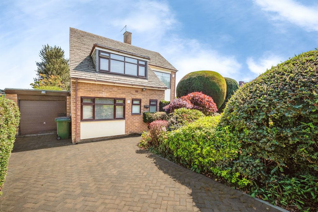 Property photo 1 of 16