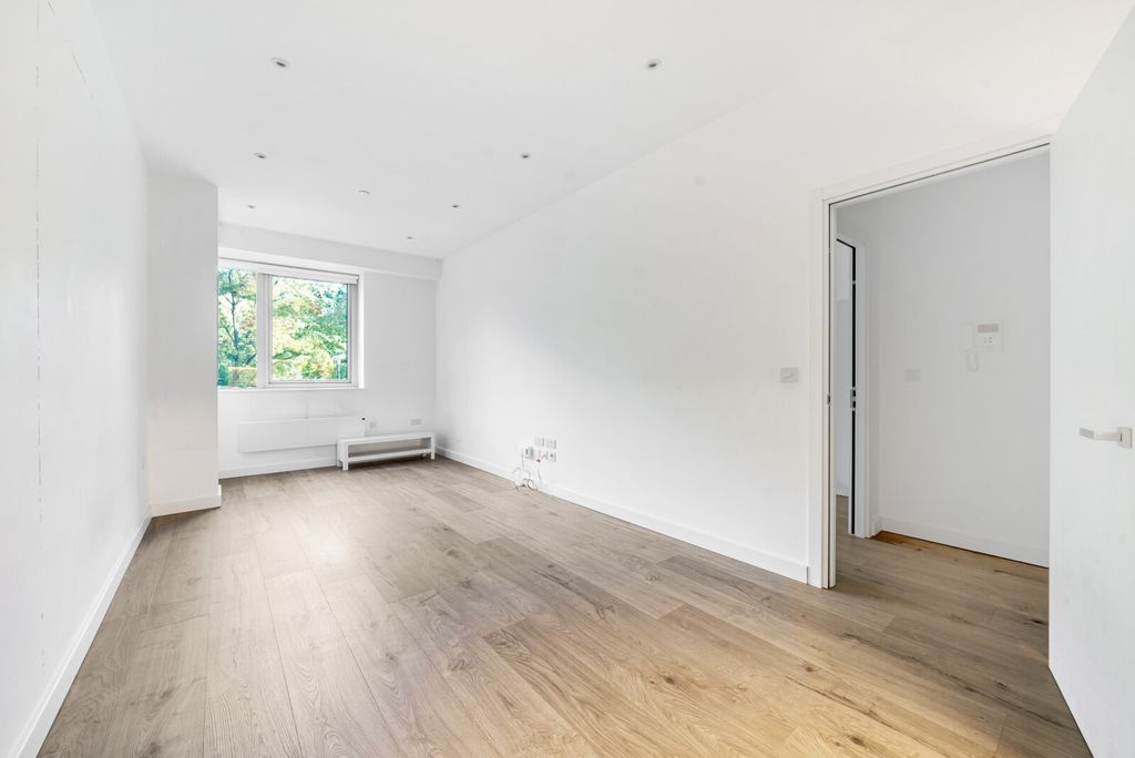 Property photo 3 of 12 1194097 (5).Jpg