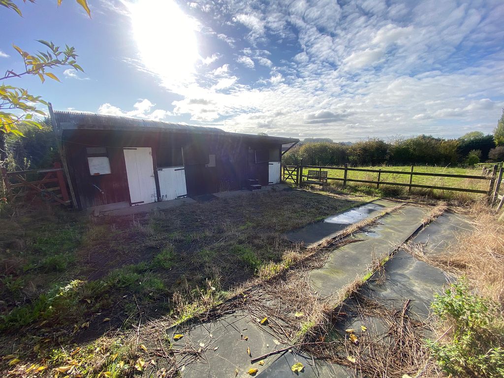 Property photo 3 of 21 Img_2024-10-10-111054