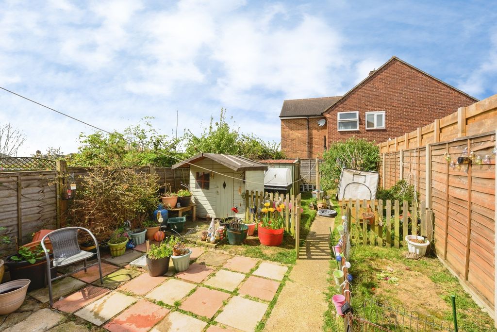 Property photo 3 of 9 Pbox-Img.Jpg