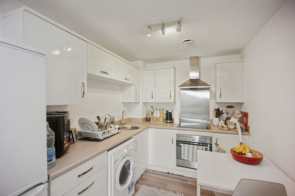 Property photo 3 of 13 Apartment 328, Spinner House, 1A Elmira Way, Salford, M5 3Lh