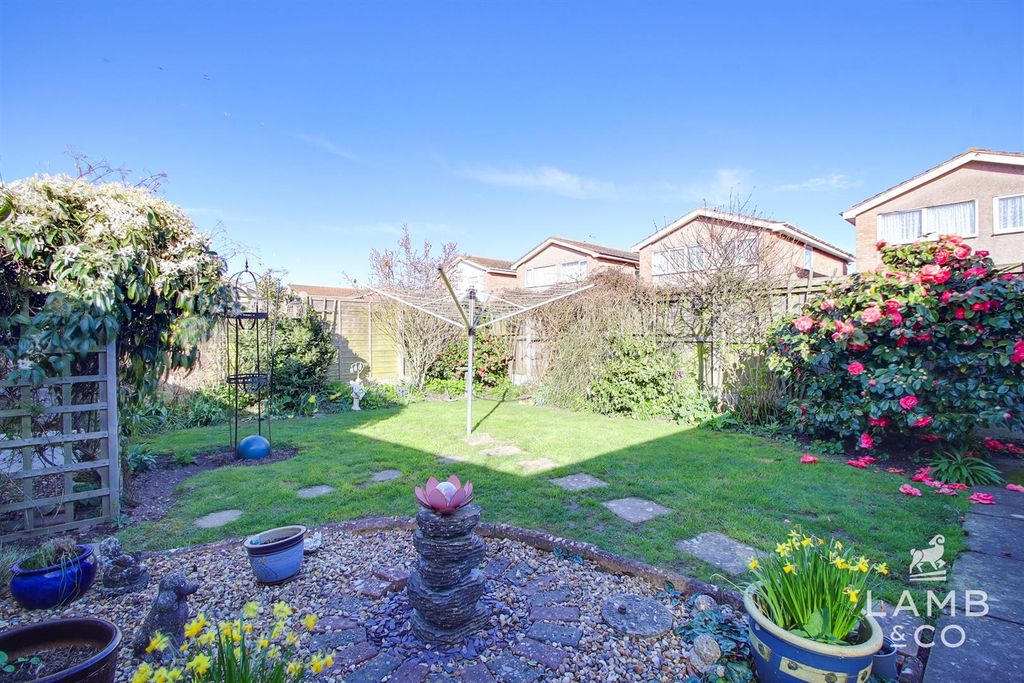 Property photo 3 of 14