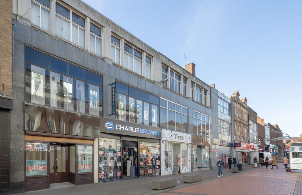 Property photo 1 of 4 For Sale 27-31 Park Street Walsall