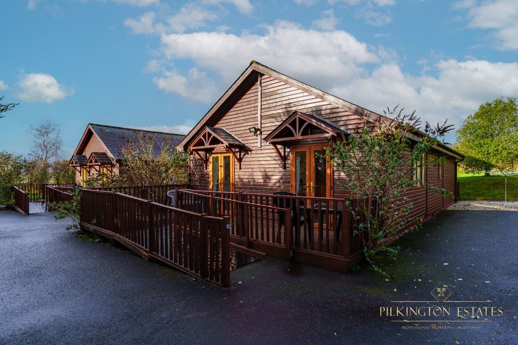 Property photo 1 of 19 4699811