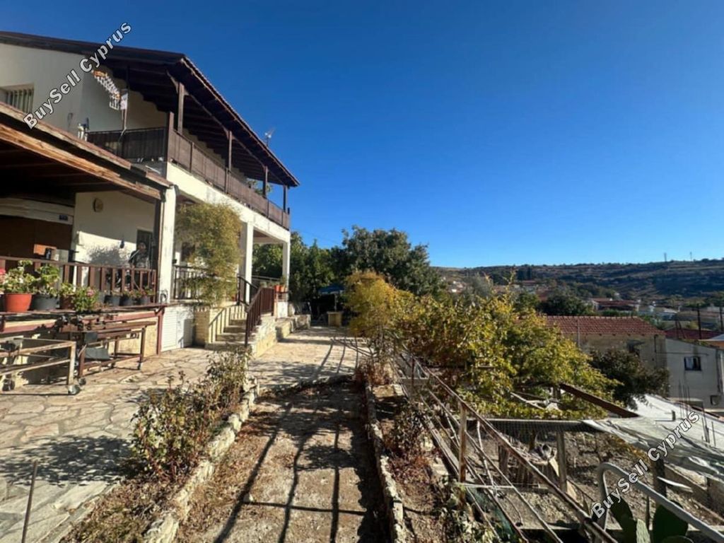 Property photo 1 of 16