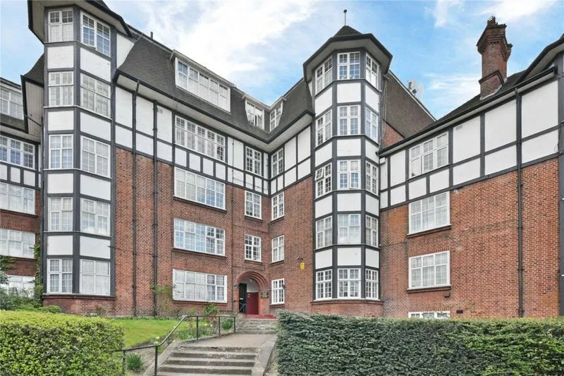 Property photo 1 of 5