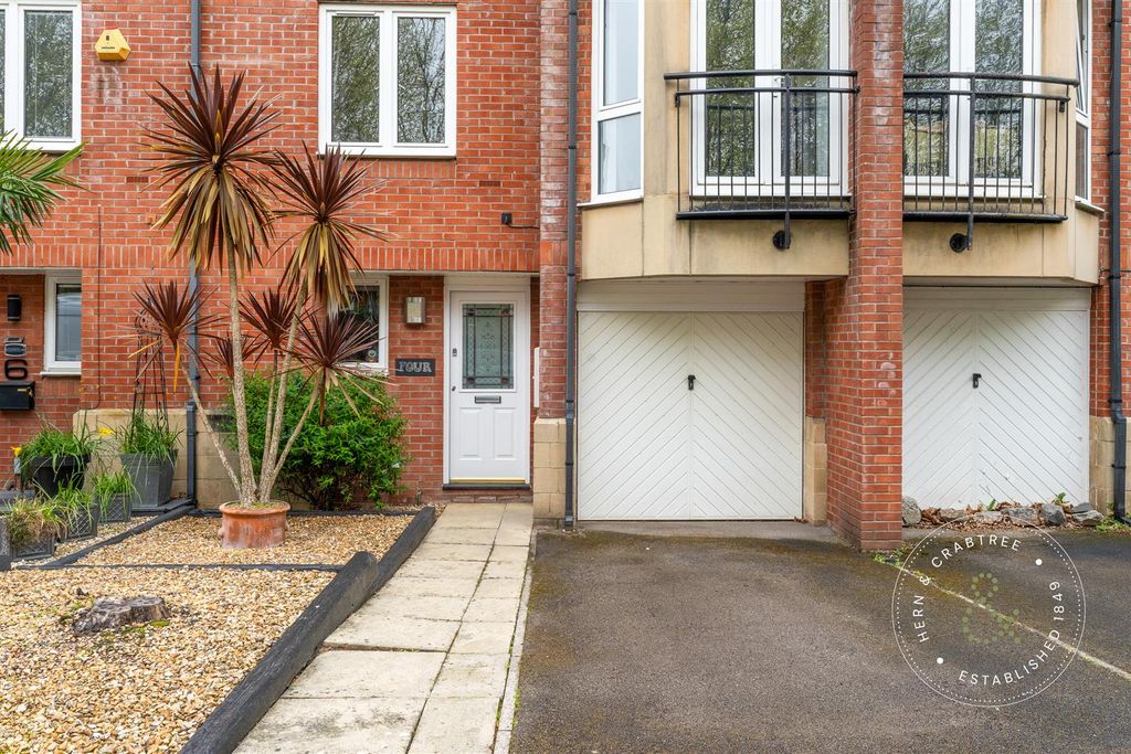 Additional image 40 of 4 bed terraced house for saleBarquentine Place, Cardiff Bay CF10
