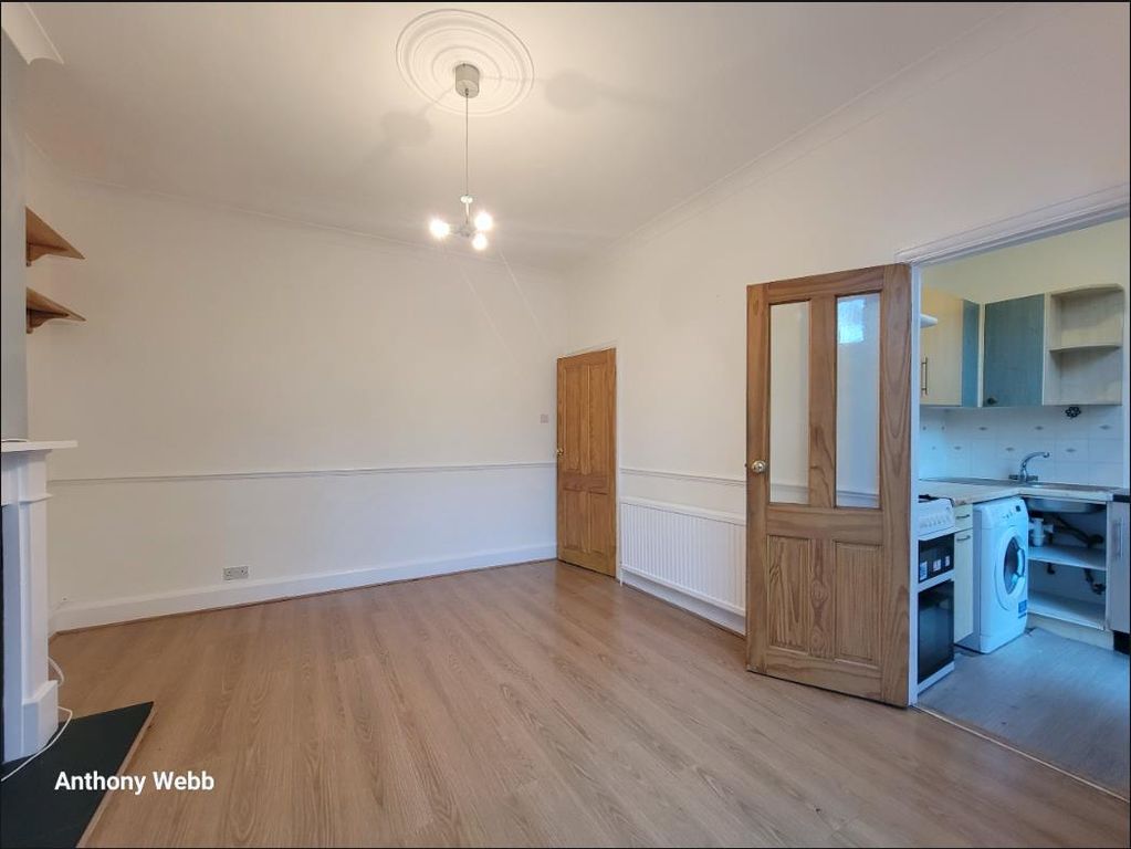 Property photo 3 of 8 Living Room