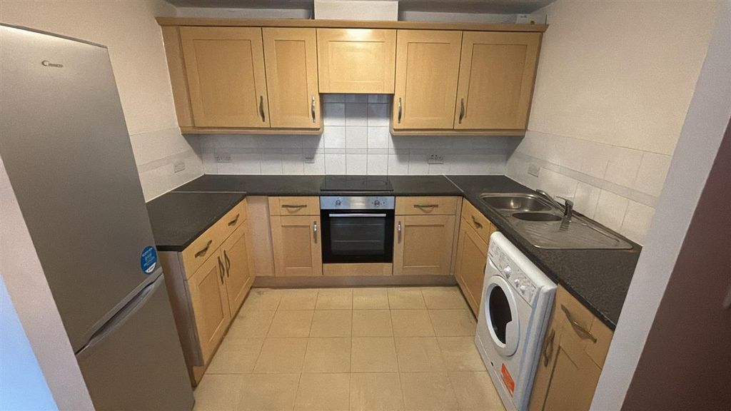 Property photo 3 of 7