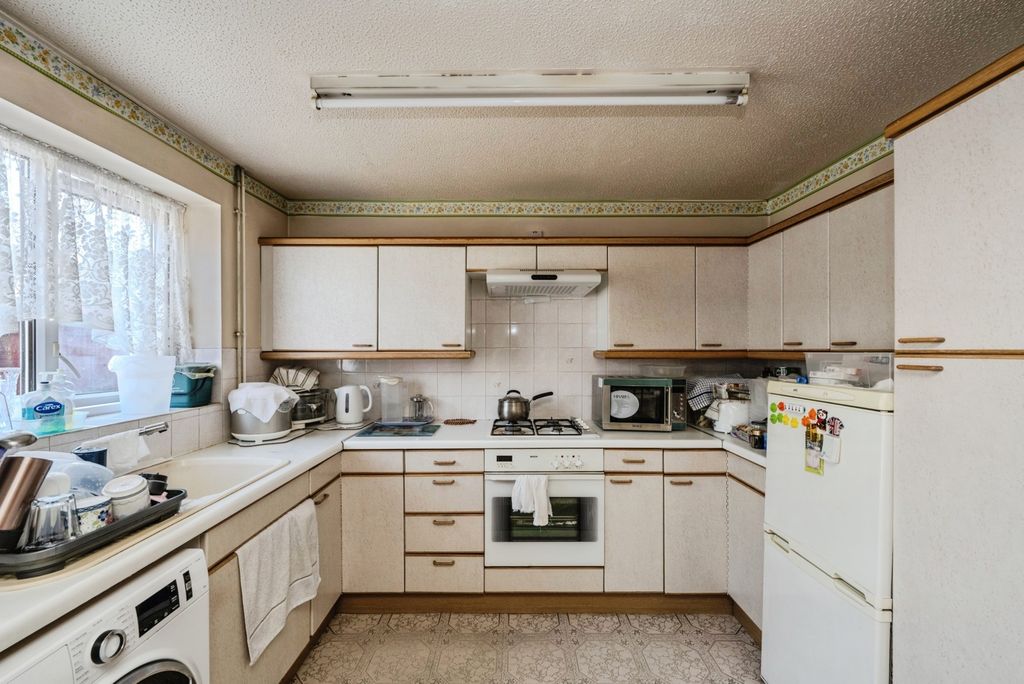 Property photo 2 of 22 Pbox-Img.Jpg