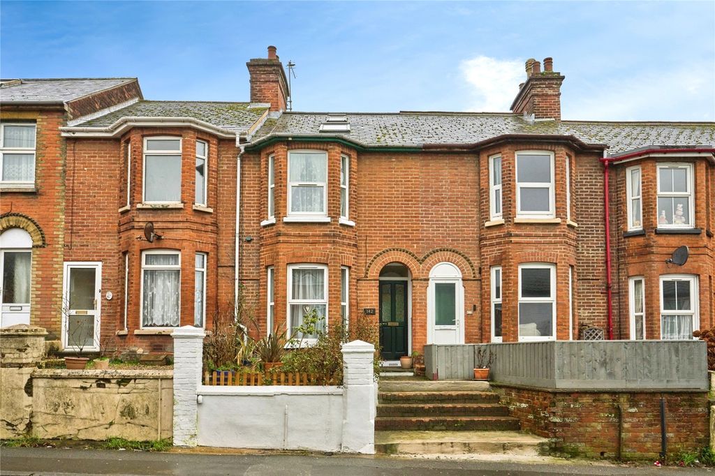 Property photo 1 of 16 Front