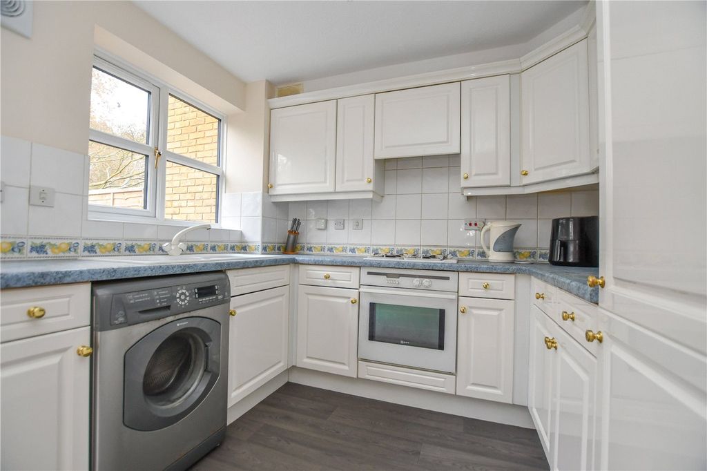 Property photo 3 of 10 Picture No. 05