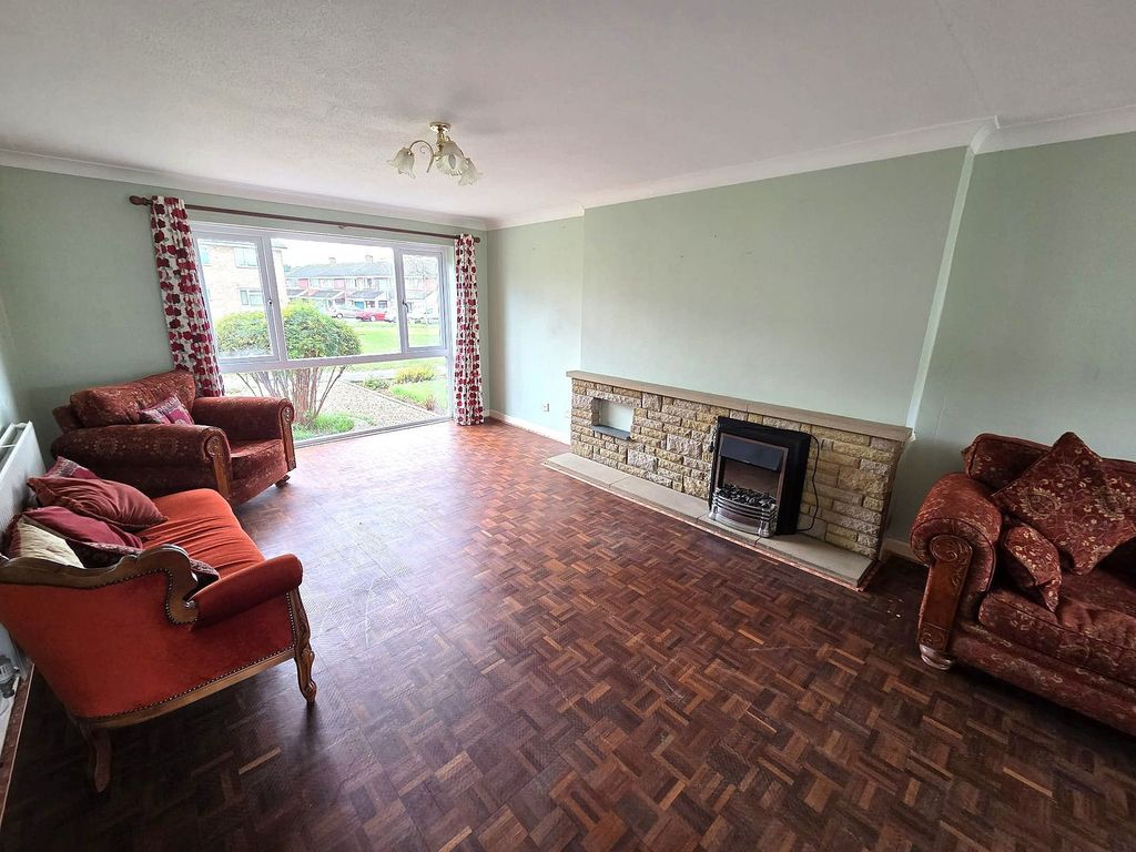 Property photo 2 of 15